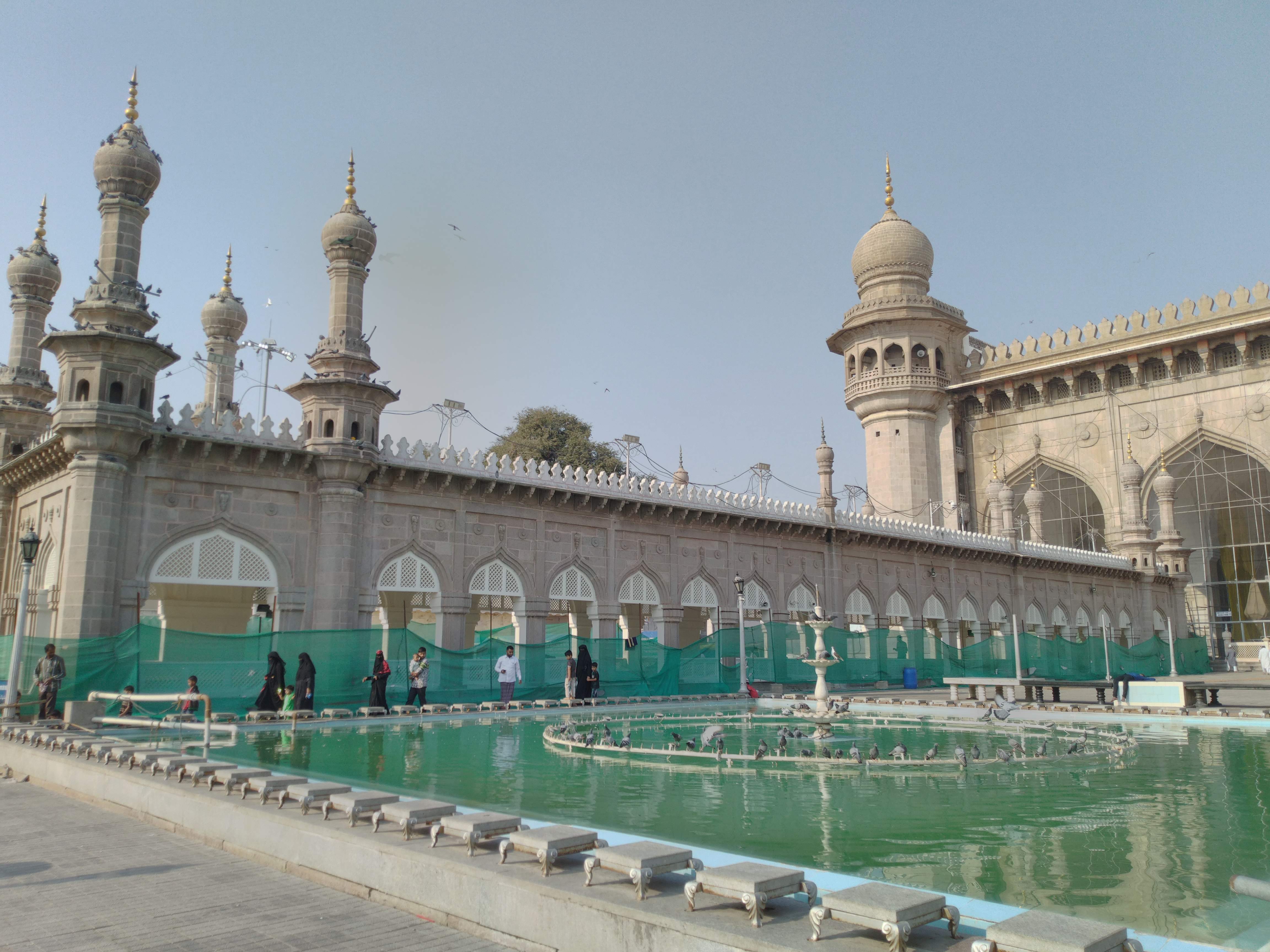 The Hauz at Mecca Masjid